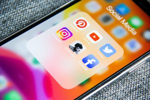 E-mailmarketing is een zeer goede aanvulling op kanalen zoals een website en social media voor contact met jouw b2b doelgroep