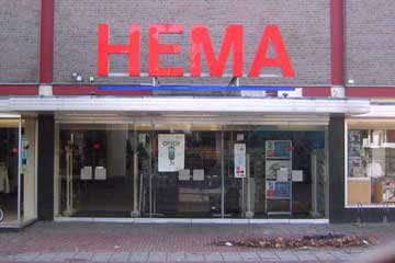 Does HEMA’s positioning help sell health insurance?
